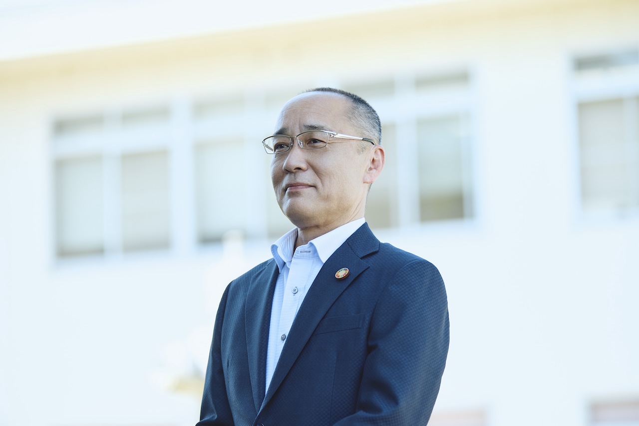 代表取締役社長 岩瀬 邦宏